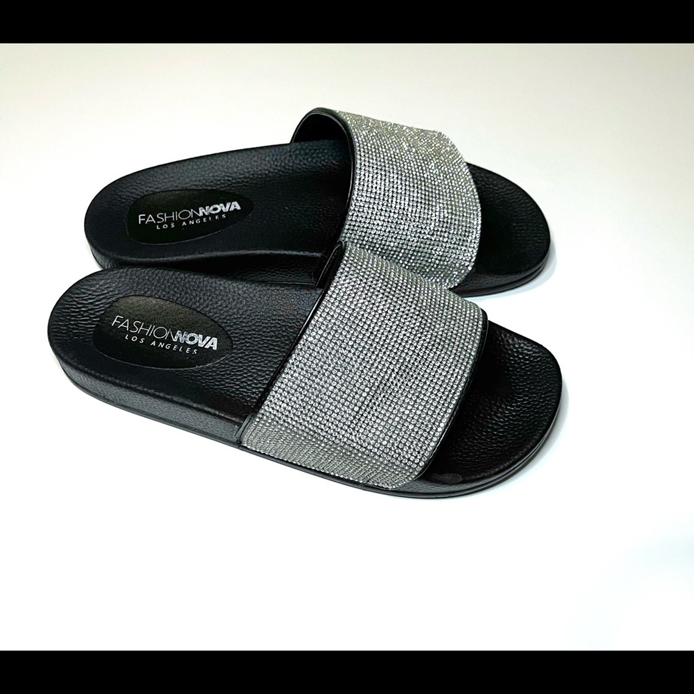 Fashion Nova slip on sandals size 8.5